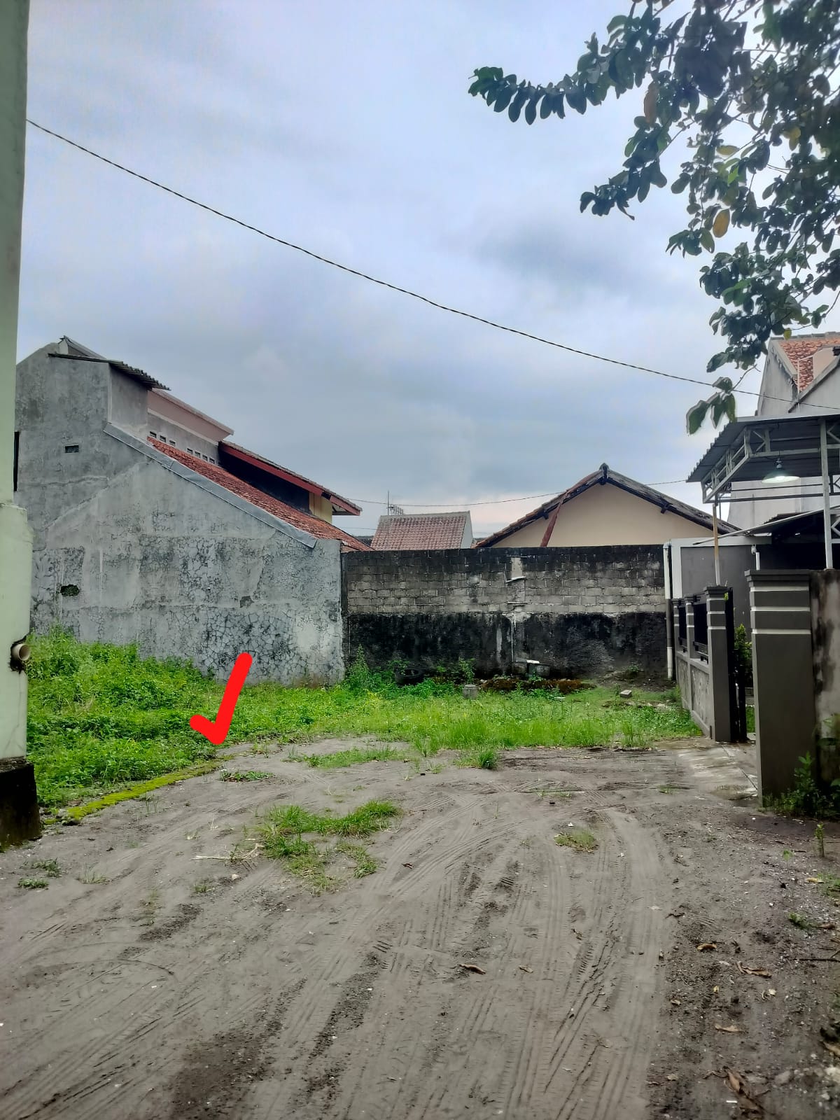 Di Jual Tanah Strategis Lingkungan Kost & Perumahan