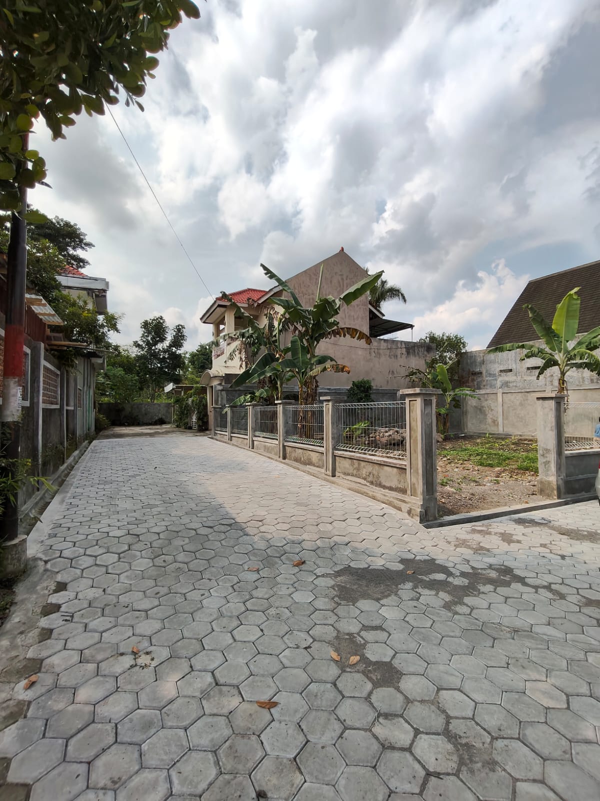 Di Jual Tanah Strategis Dalam Perumahan UGM Area Jalan Palagan, Dekat Perumahan  Villas, RS.Puri Husada, Pasar Renjondani Ngaglik Sleman