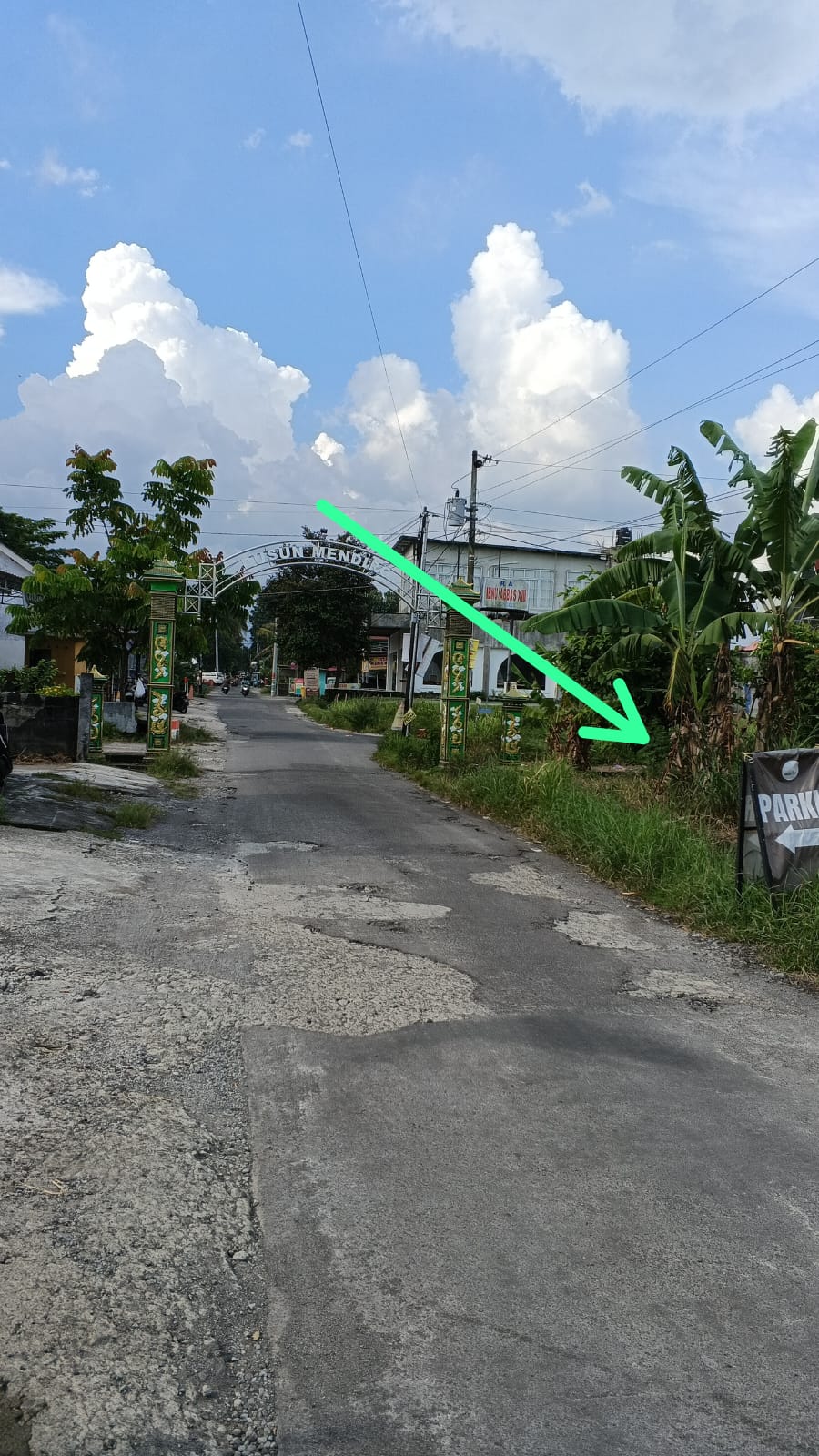 Tanah Dijual  Jl Kaliurang km 12 ke timur 500 m Depan Warung Mbah Gito