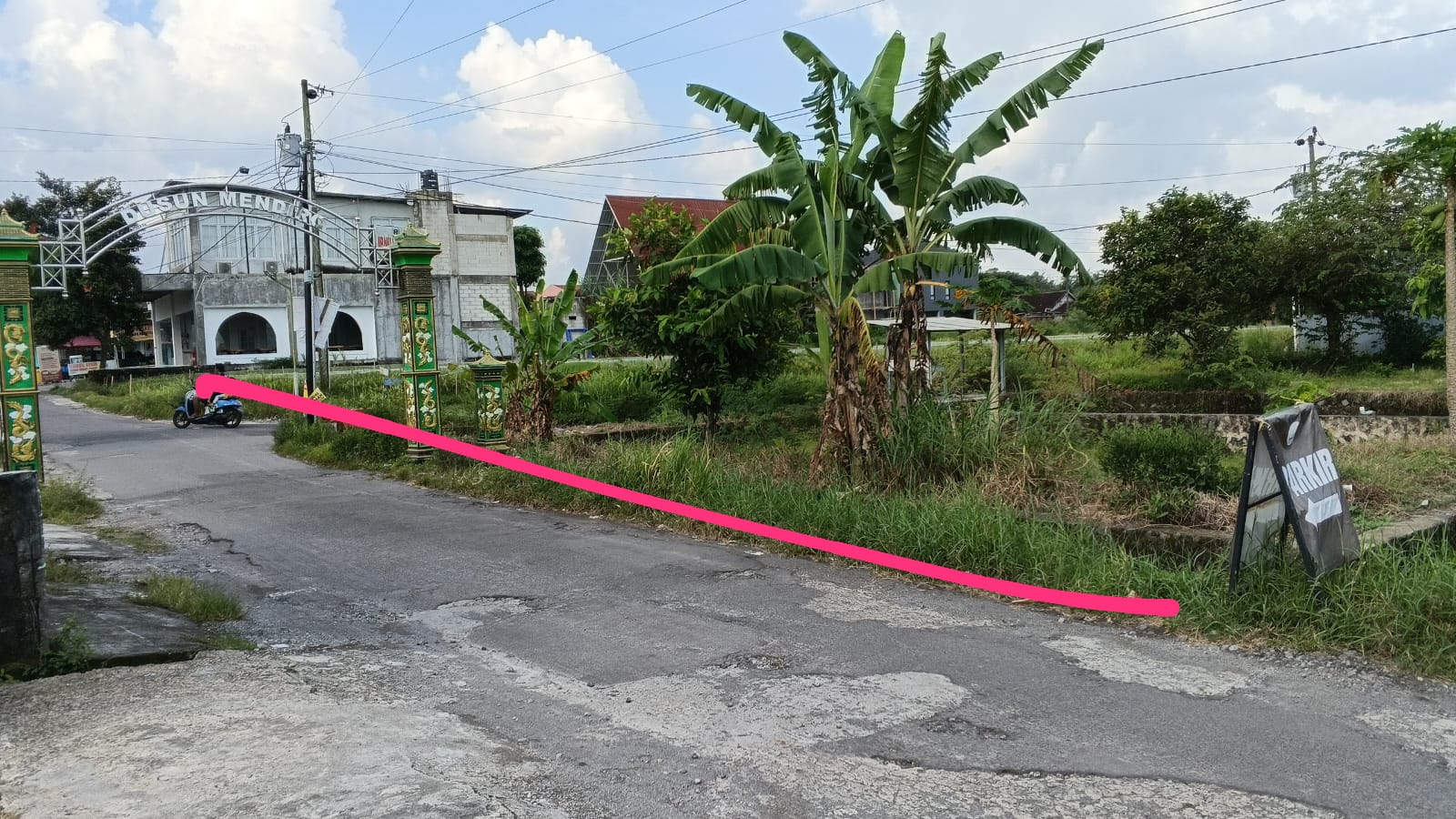 Tanah Dijual  Jl Kaliurang km 12 ke timur 500 m Depan Warung Mbah Gito