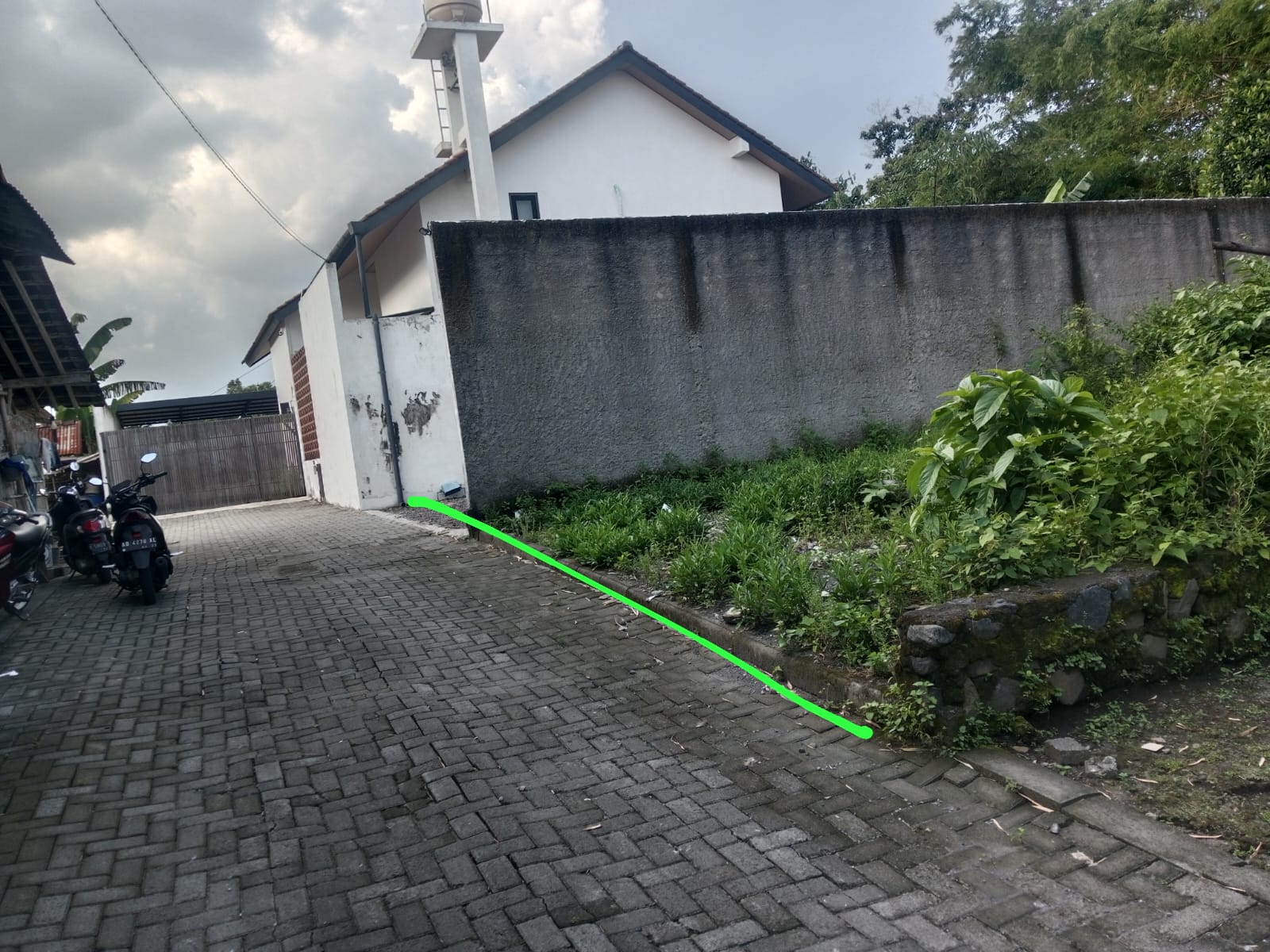Dijual Tanah Pekarangan Istimewa Strategis Lokasi Utara Kopi Cengkir, Jl.Kapten Haryadi, Kaliurang Km 9
